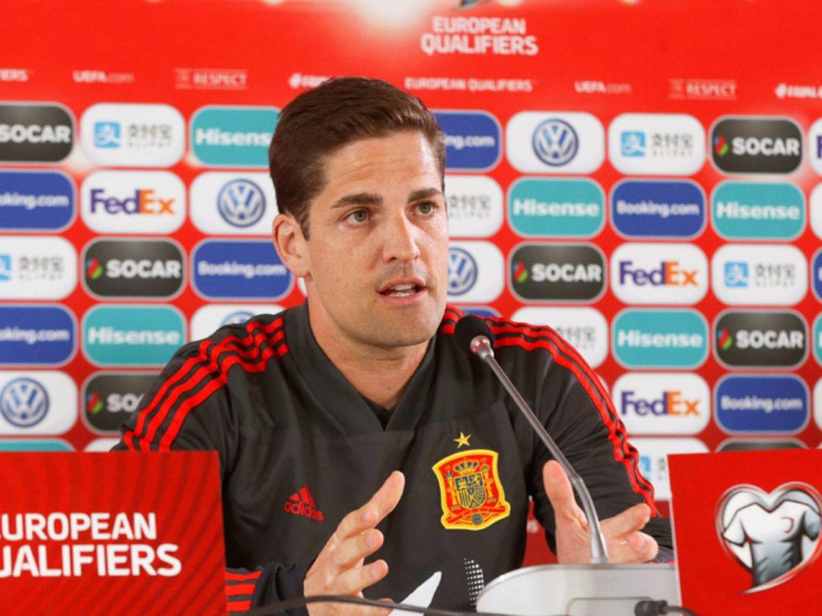 Entrenador fue despedido por utilizar IA en sus alineaciones: estuvo en el Barcelona