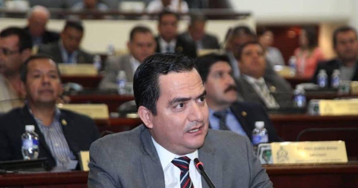 Presentan solicitud fiscal contra el diputado Mario Pérez