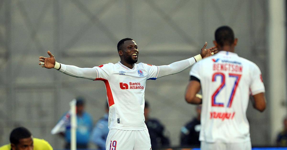 Los goles de Chirinos y Arboleda le dan ventaja a Olimpia ante Génesis