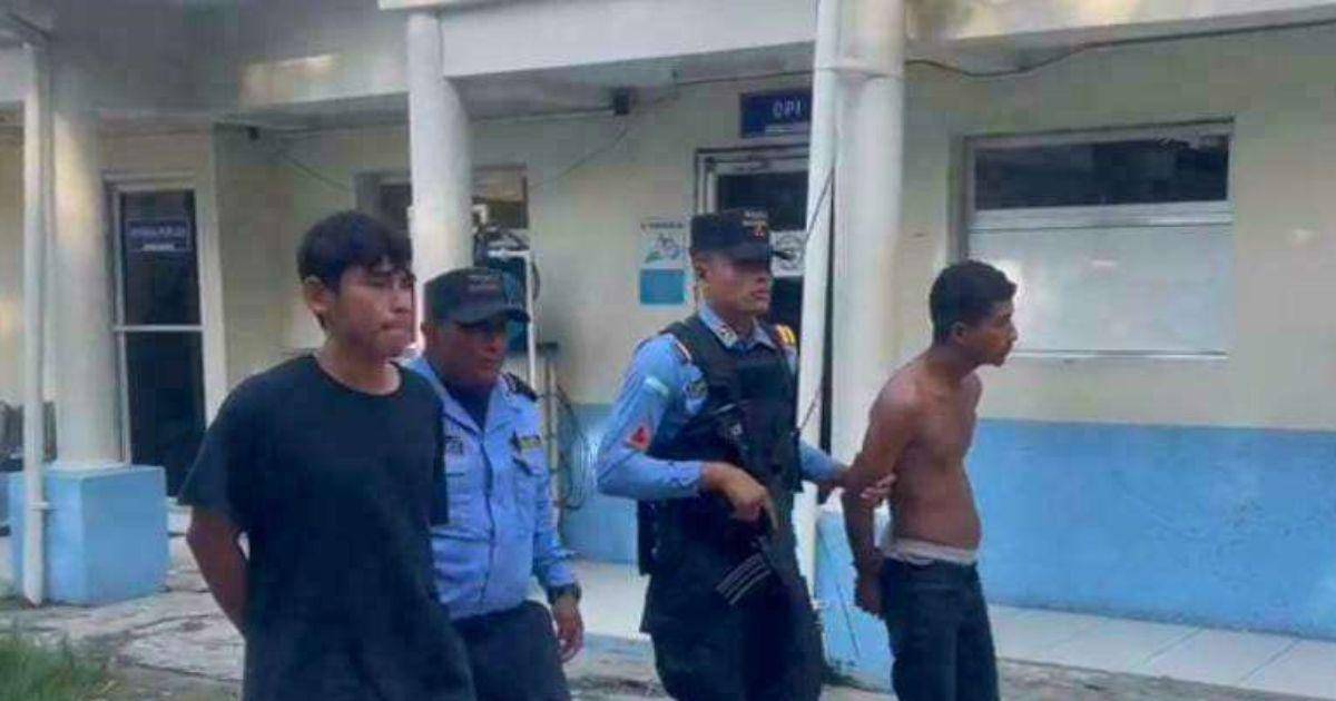 Matan a hombre en llantera, capturan a supuestos asesinos Matan a hombre en llantera, capturan a supuestos asesinos