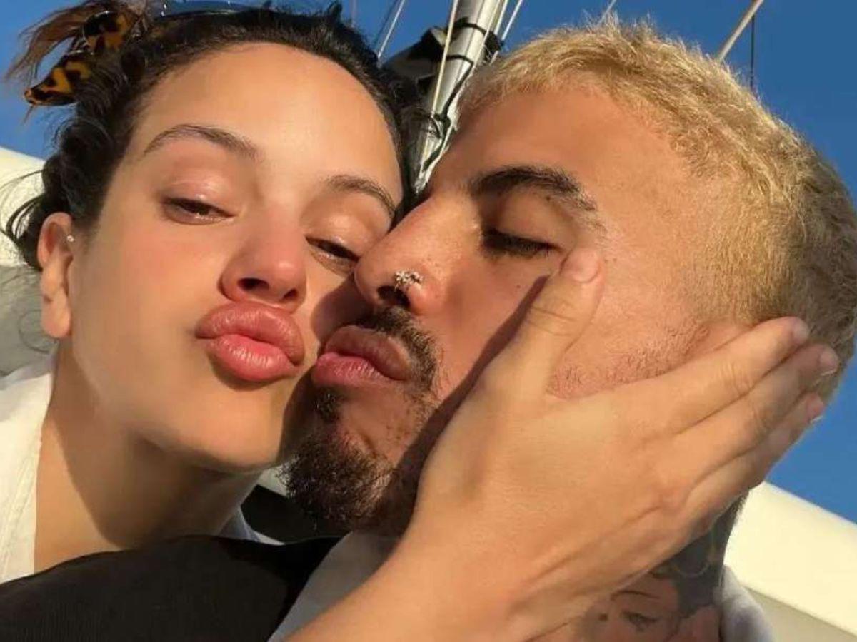 Rosalía y Rauw Alejandro recibieron el 2023 en Japón