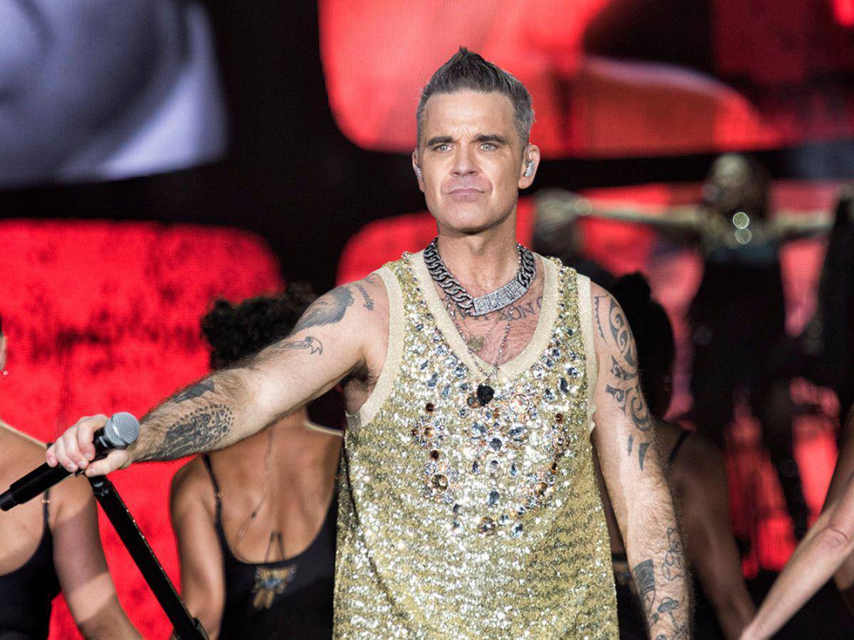 Robbie Williams se defiende de la ola de críticas por su participación en Qatar 2022