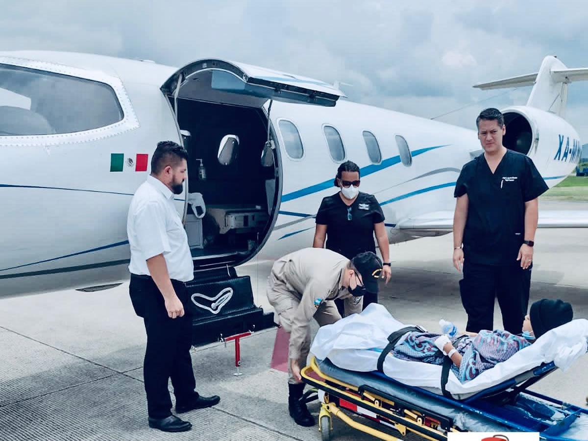 Fueron enviados a hospitales especializados de ese país.