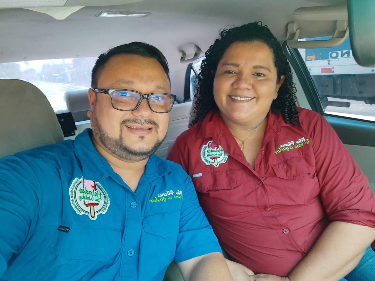 Maestra y taxista impulsan emprendimiento de paletas en San Pedro Sula