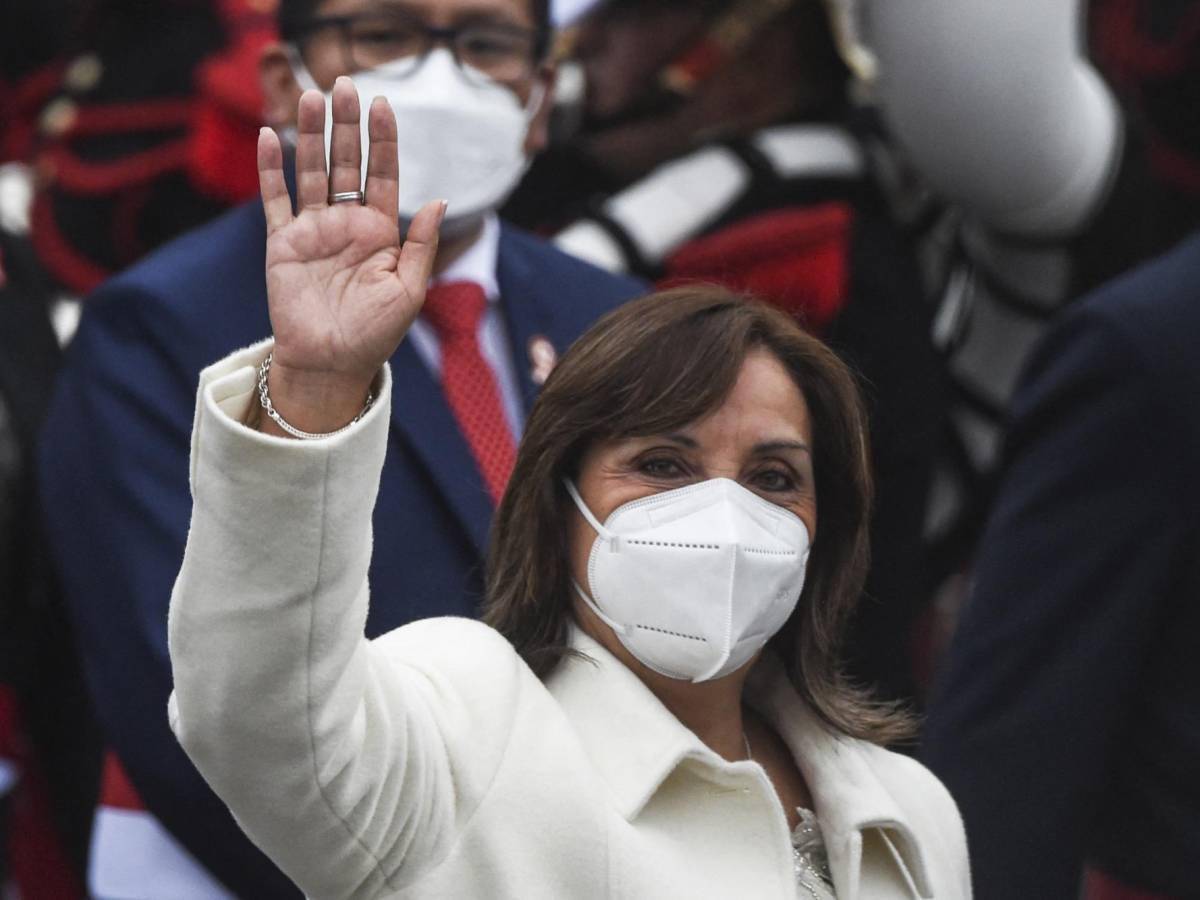 EEUU reconoce a Dina Boluarte como presidenta de Perú