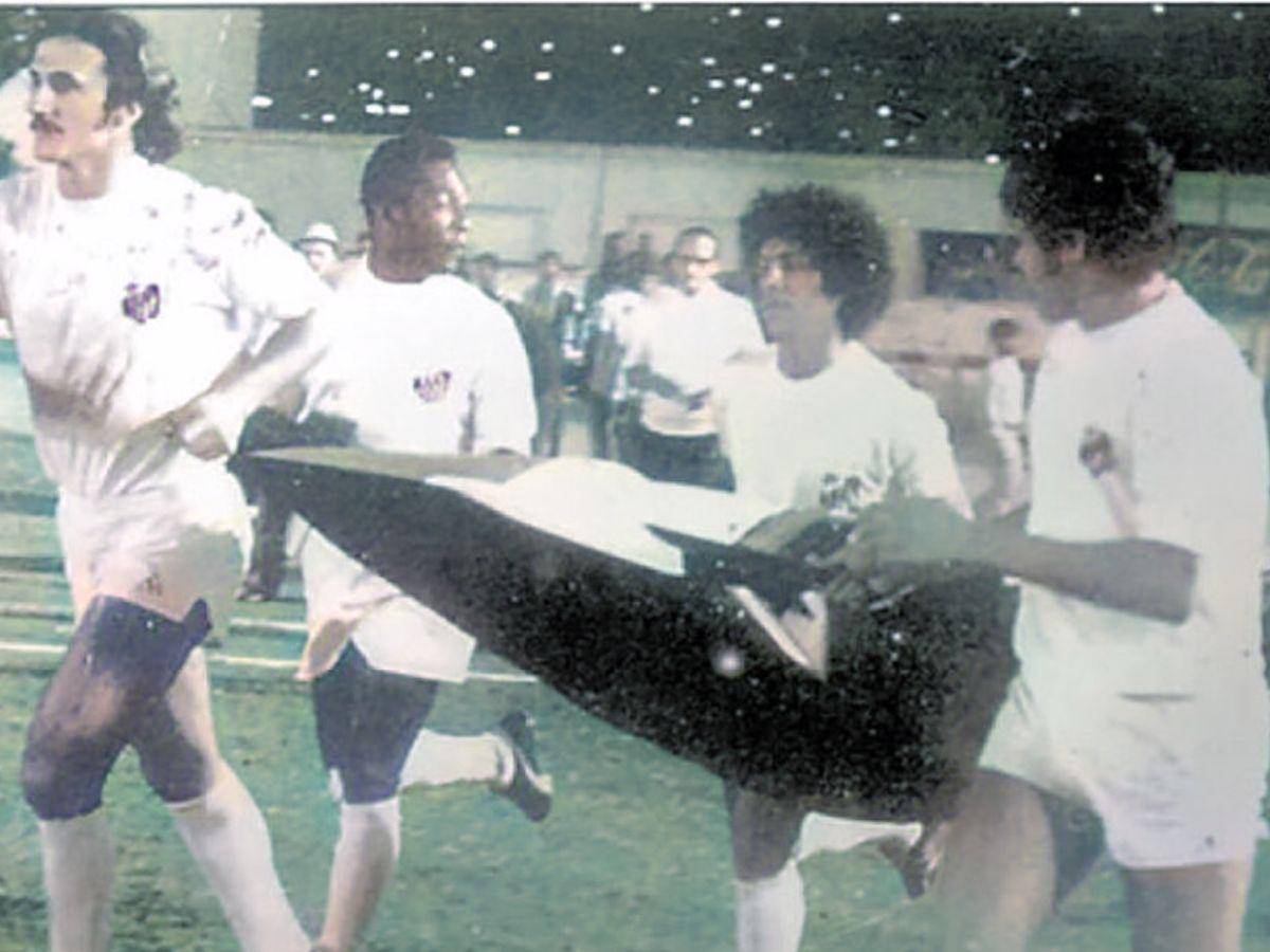 Fotografía del día que Pelé enfrentó a Olimpia.