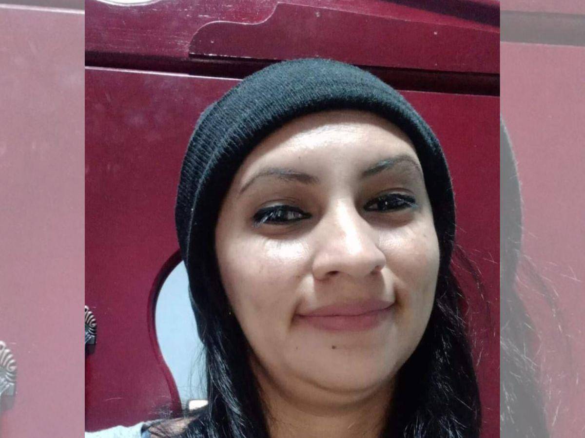 De siete balazos matan a mujer dentro de su casa en La Ceiba