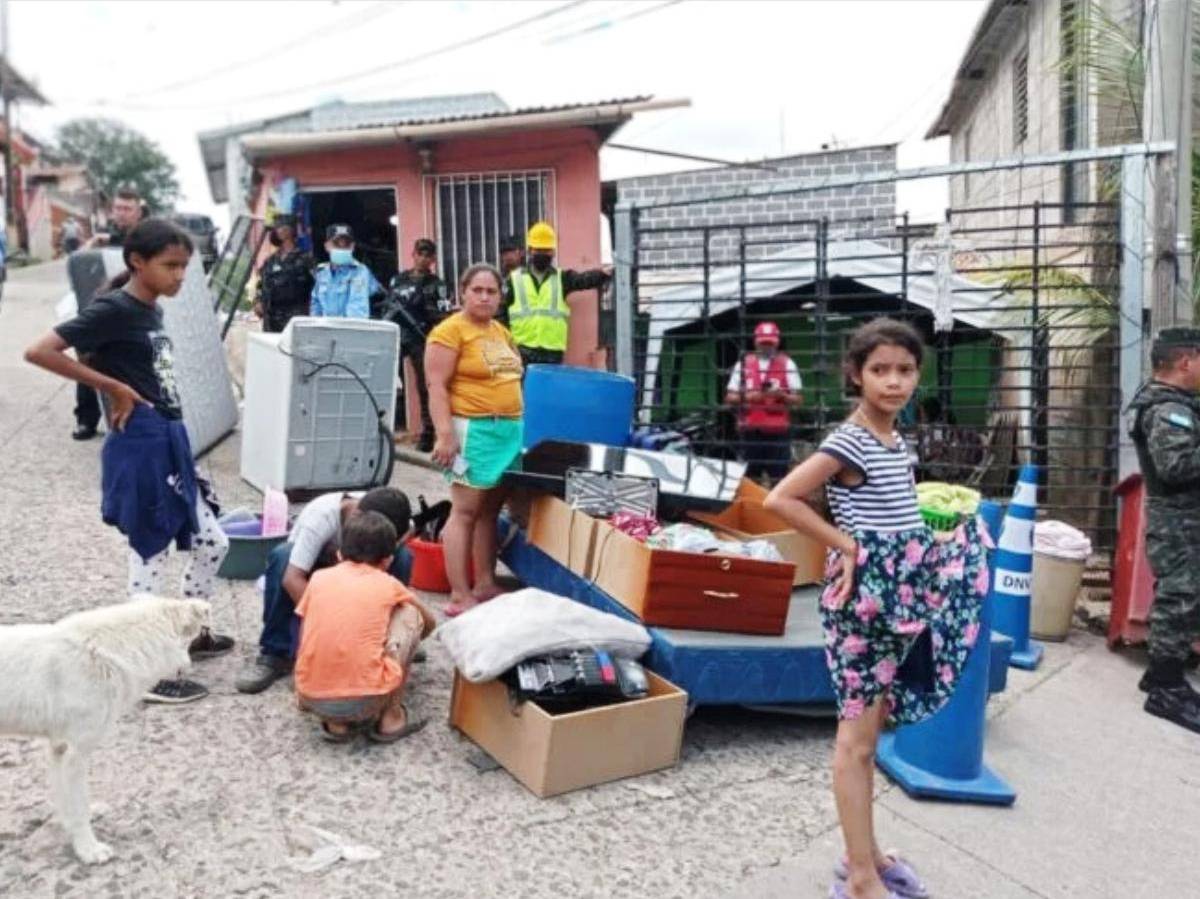 Pobladores de la Guillén arriesgan regresando a sus hogares