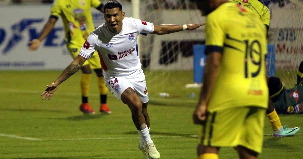 Bengtson marca el gol del Olimpia en el descuento ante el Génesis