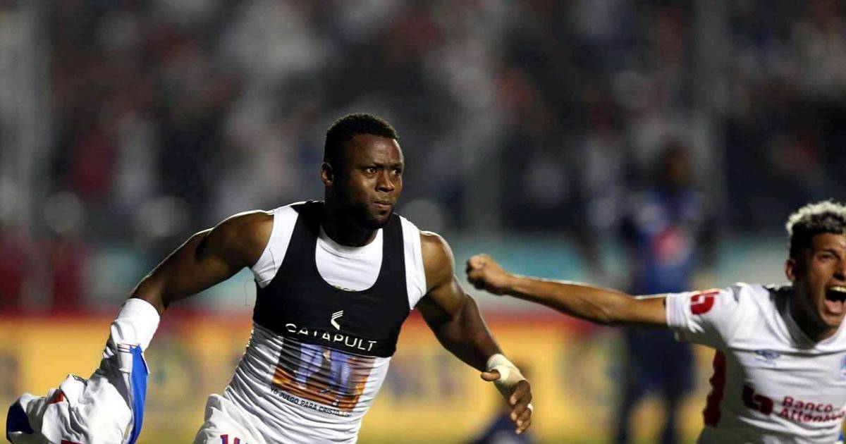 Olimpia y Motagua salen con todo en sus 11 titulares