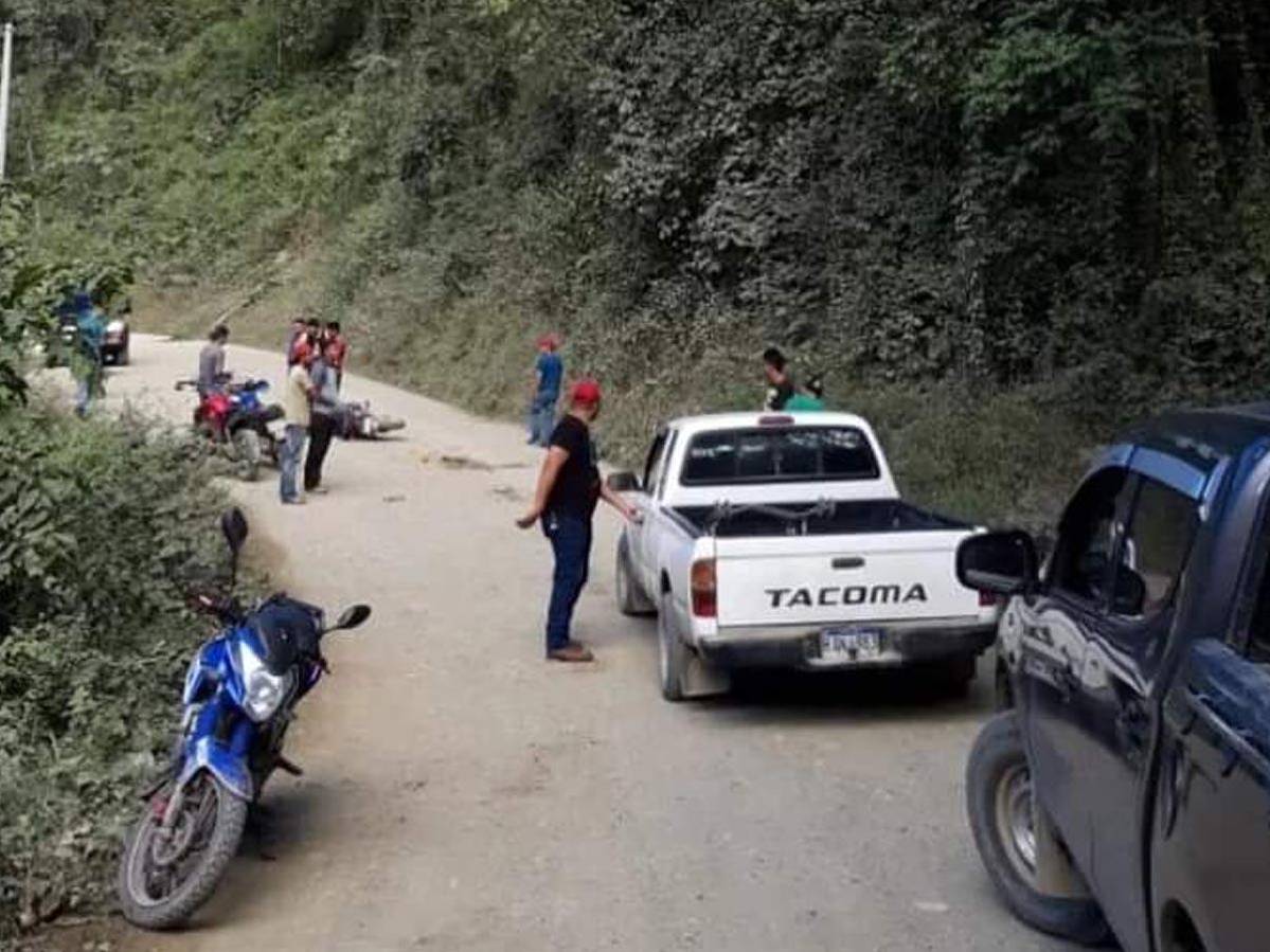 Militar y policía son asesinados cuando iban en una moto