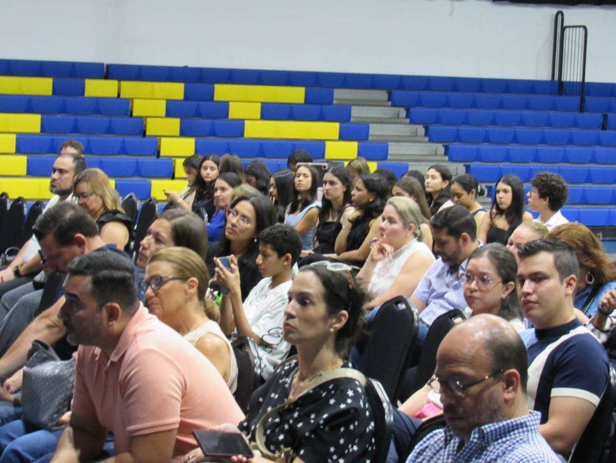 Encuentro juvenil fomenta identidad y oratoria en Honduras