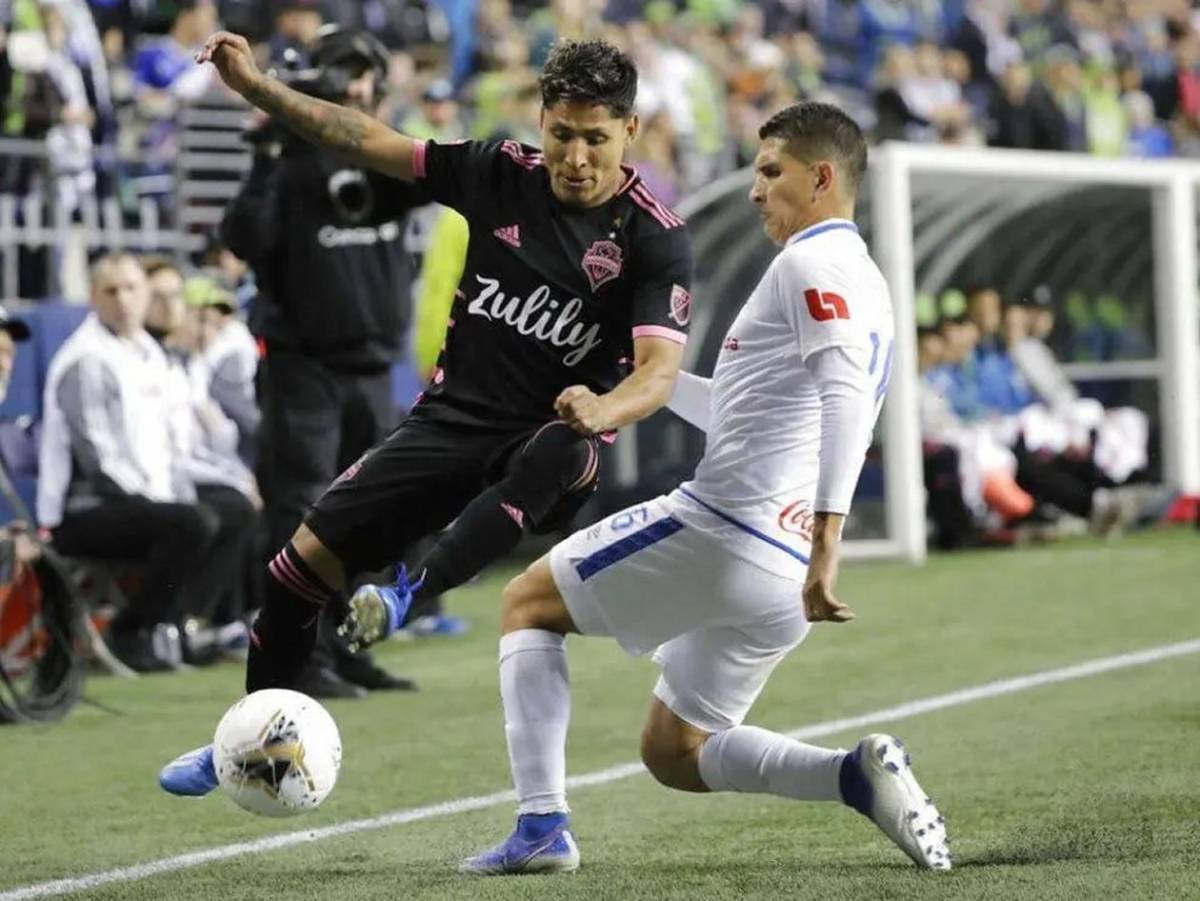 Johnny Leverón dejó el fútbol en silencio y ahora tiene nueva vida en EEUU: de qué trabaja