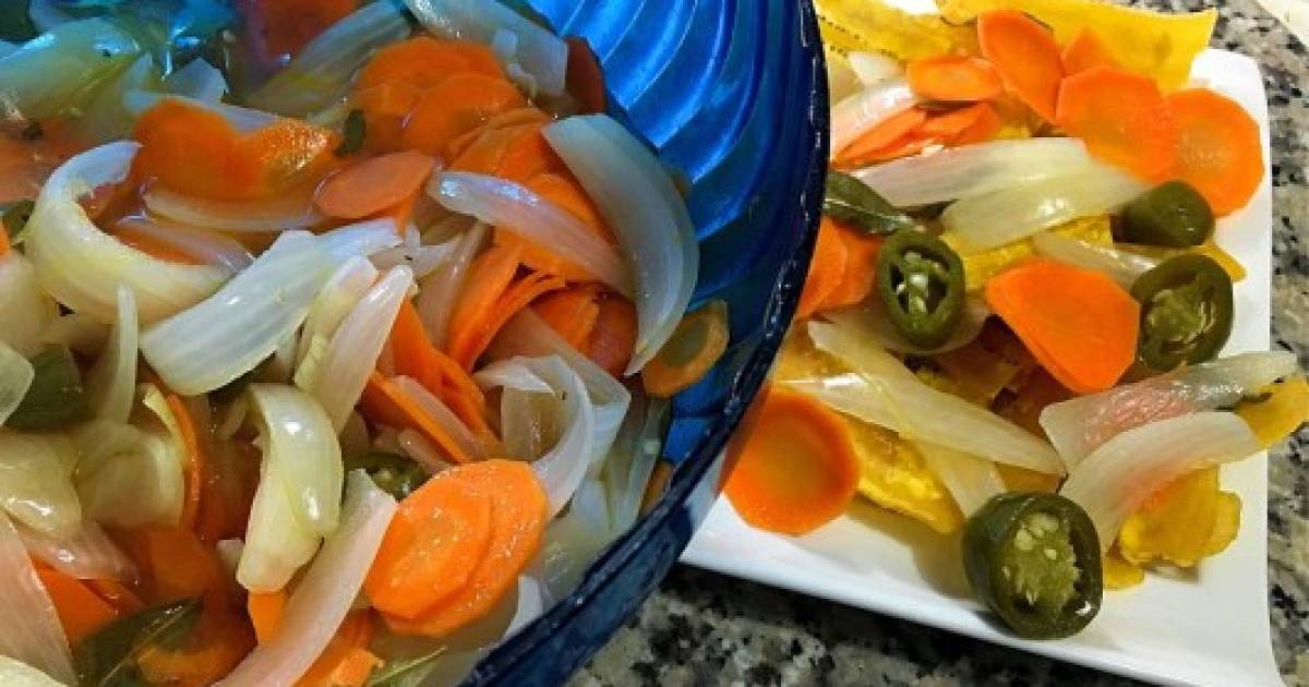 Cómo hacer encurtido con zanahoria y cebolla