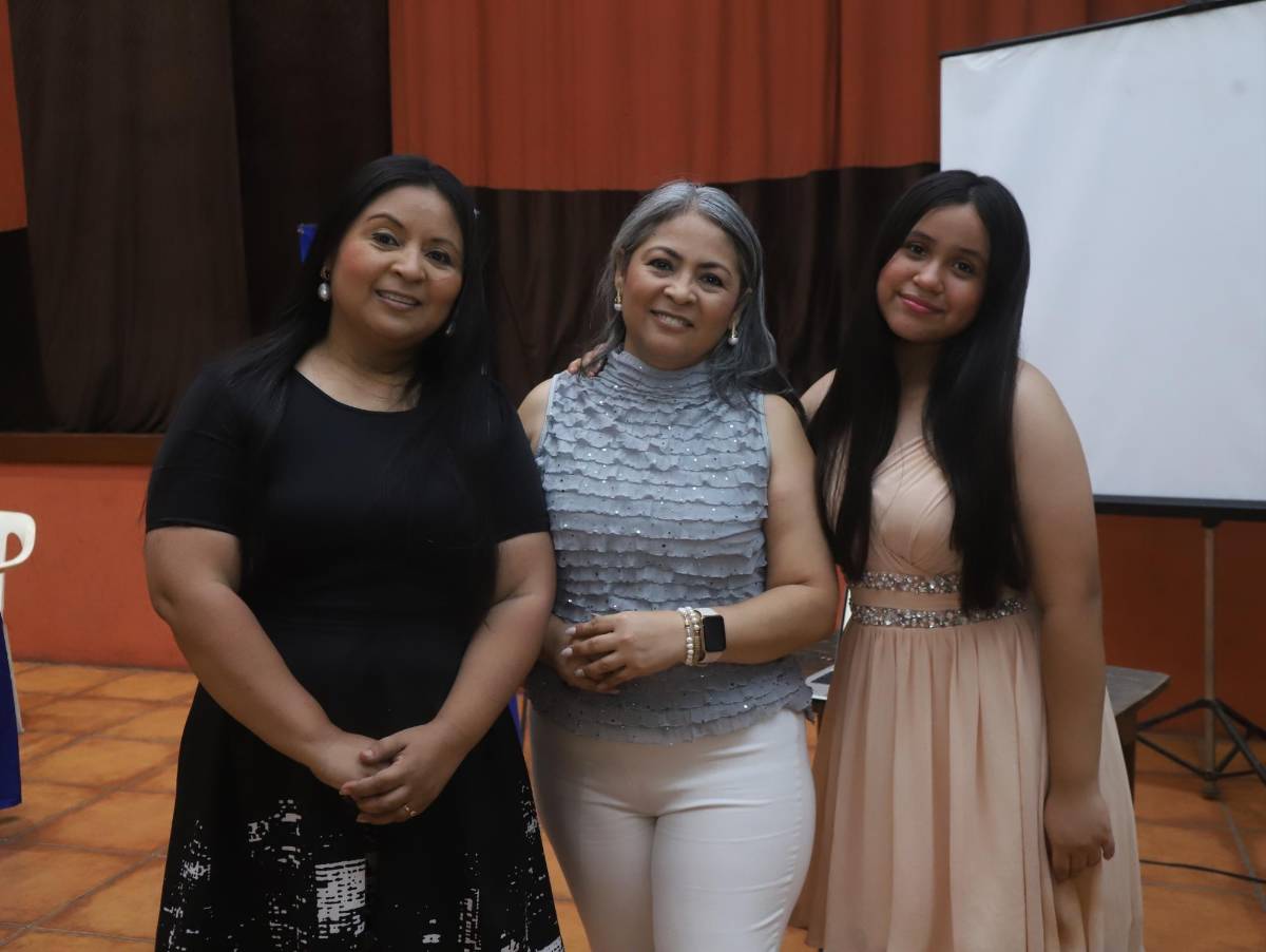 Ciudad sin asombro, la nueva obra literaria de Indira Flamenco