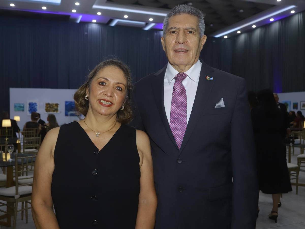 Fotos: 25 aniversario con difusión de arte, cultura y cooperación