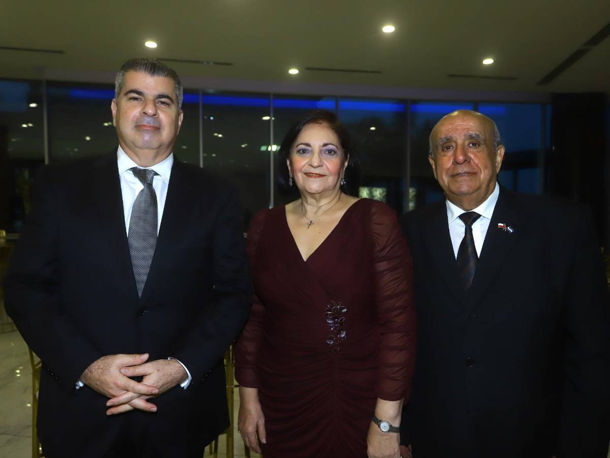 Fotos: 25 aniversario con difusión de arte, cultura y cooperación