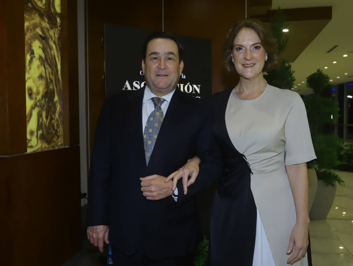 Fotos: 25 aniversario con difusión de arte, cultura y cooperación