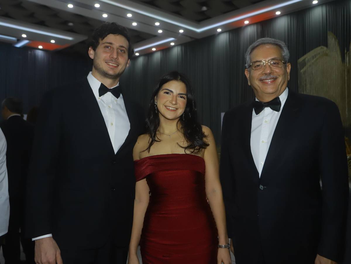 Fotos: 25 aniversario con difusión de arte, cultura y cooperación