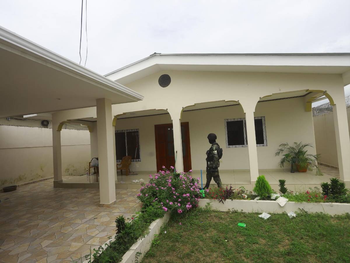 Desmantelan el imperio de bienes a Abigaíl Flores y su padre