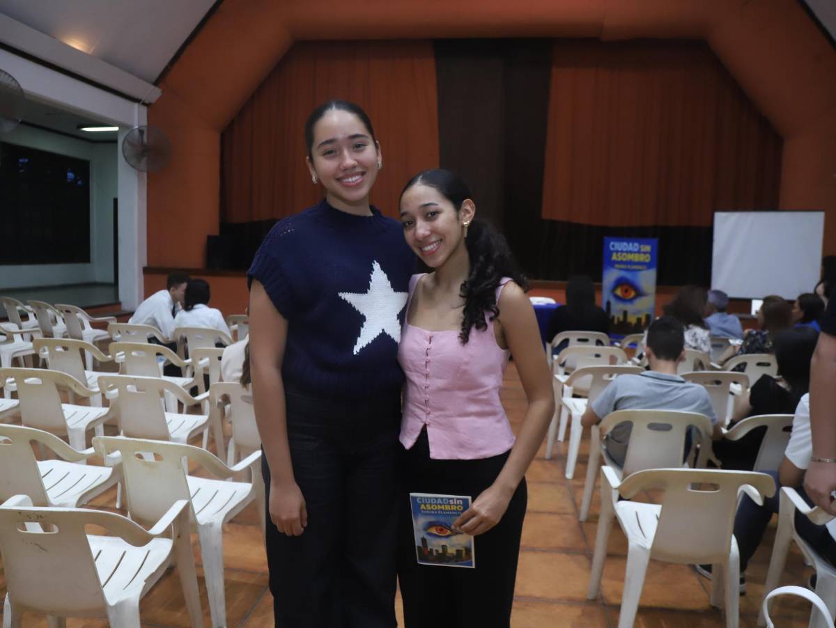 Ciudad sin asombro, la nueva obra literaria de Indira Flamenco