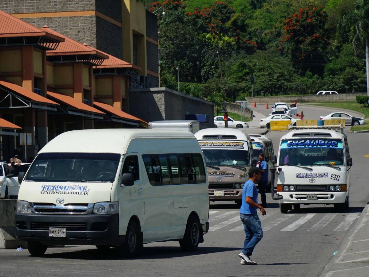 Transportistas exigen revisar decreto de pago de subsidio