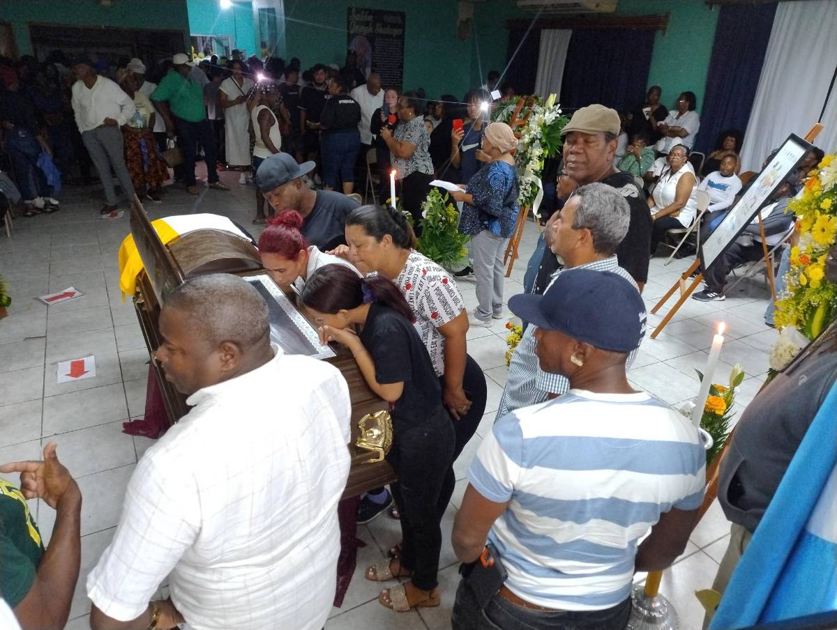 Realizan homenaje al cantante Aurelio Martínez en La Ceiba