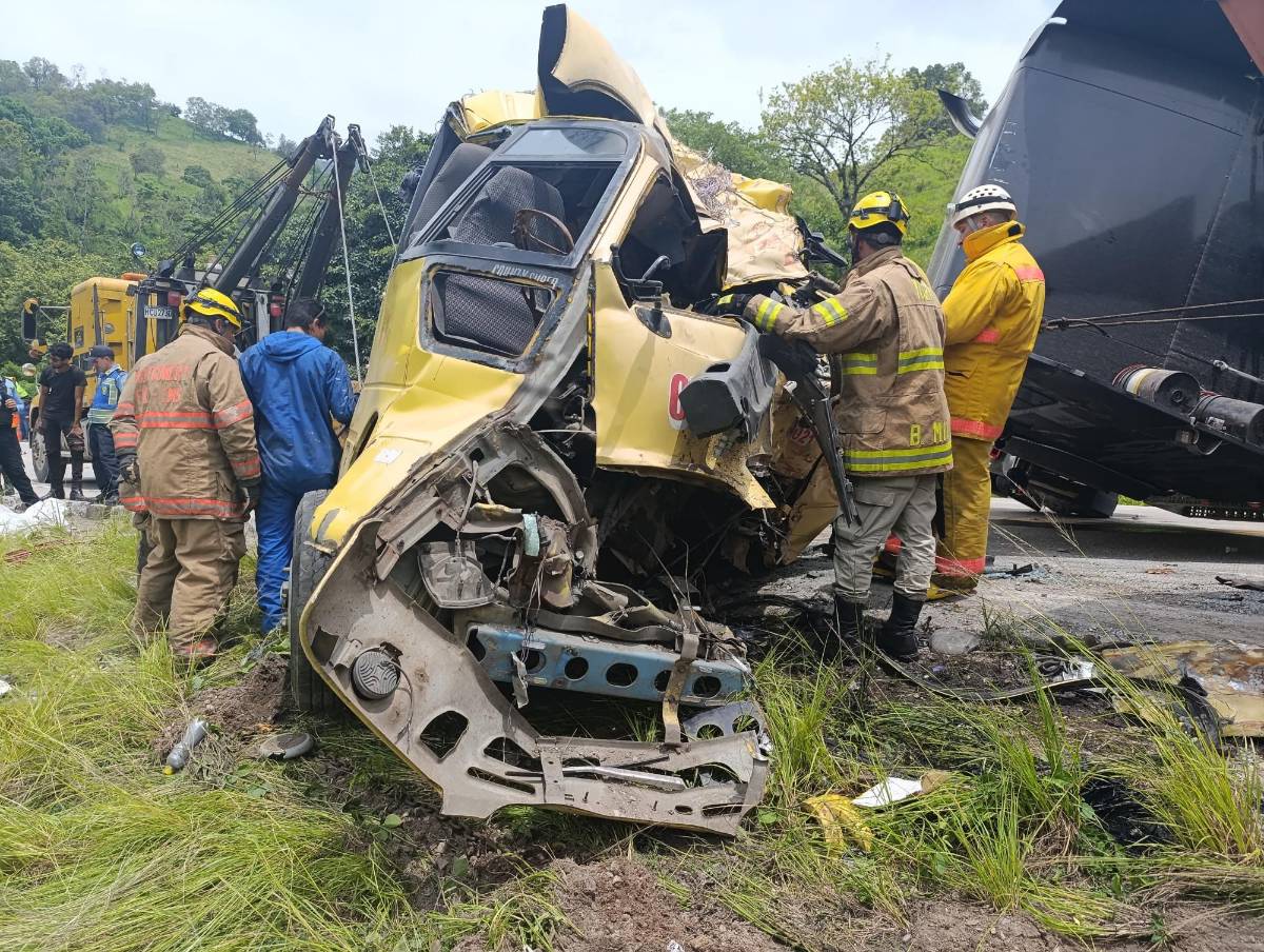 Patricia iba a capacitación en El Salvador; ahora lucha por su vida tras accidente en Copán