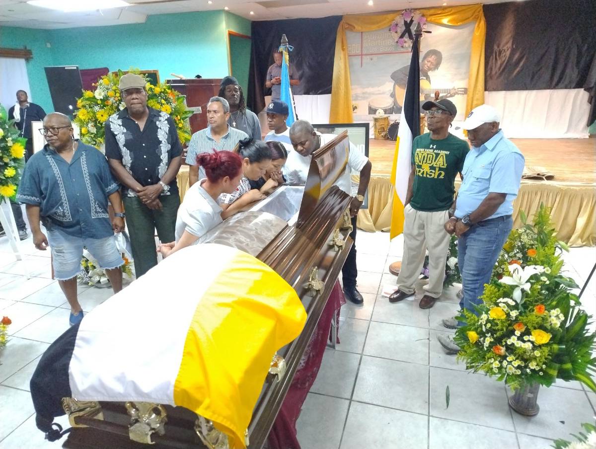Realizan homenaje al cantante Aurelio Martínez en La Ceiba