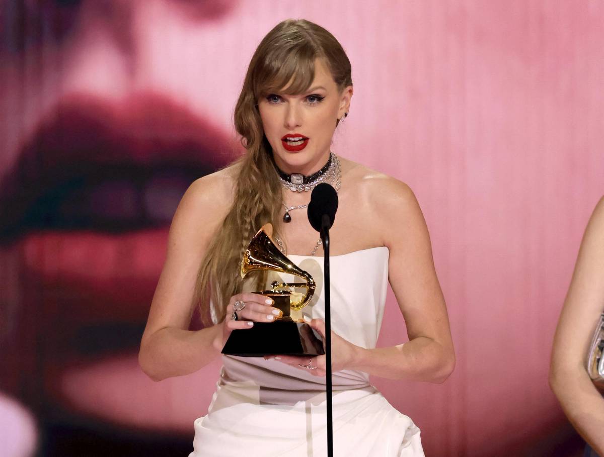 Taylor Swift hace historia en los Grammy con su cuarto premio a álbum del año