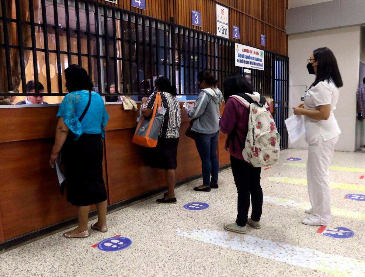 Salud firmará contrato para la compra de 145 fármacos para hospitales