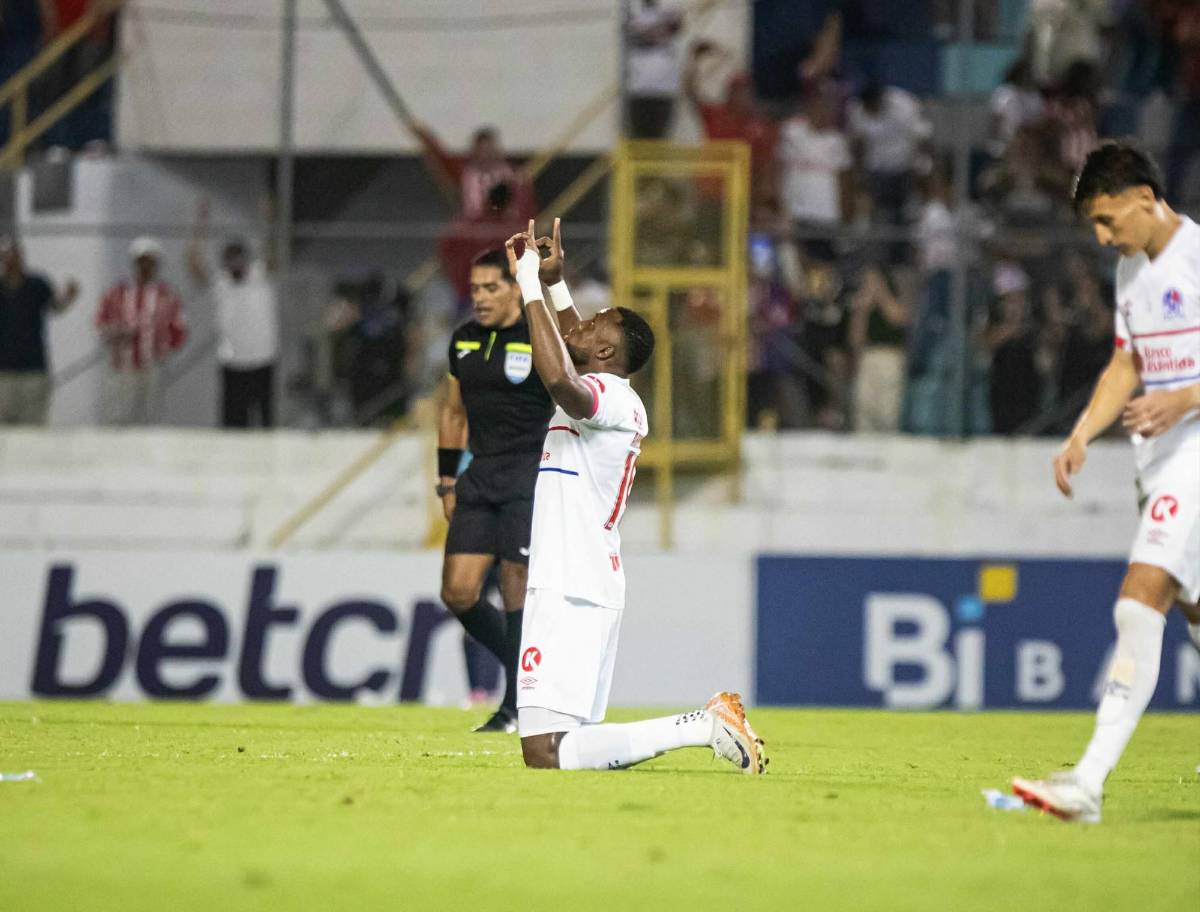Enfado en el Olimpia-Génesis PN, bronca, reencuentro y bellezas en SPS