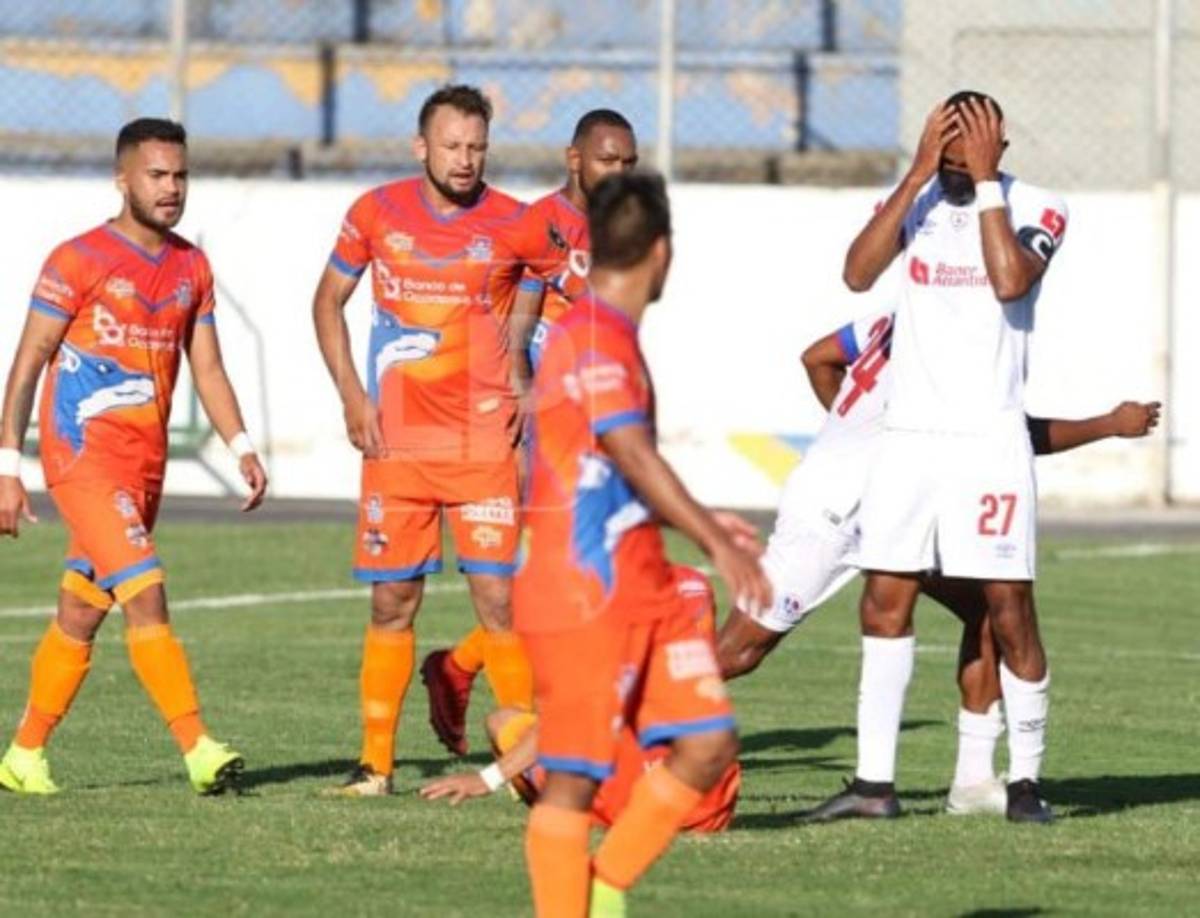 La derrota hace que los actuales bicampeones pierdan el invicto en el campeonato, y terminar con una racha de 15 juegos que tenían sin perder en Liga.