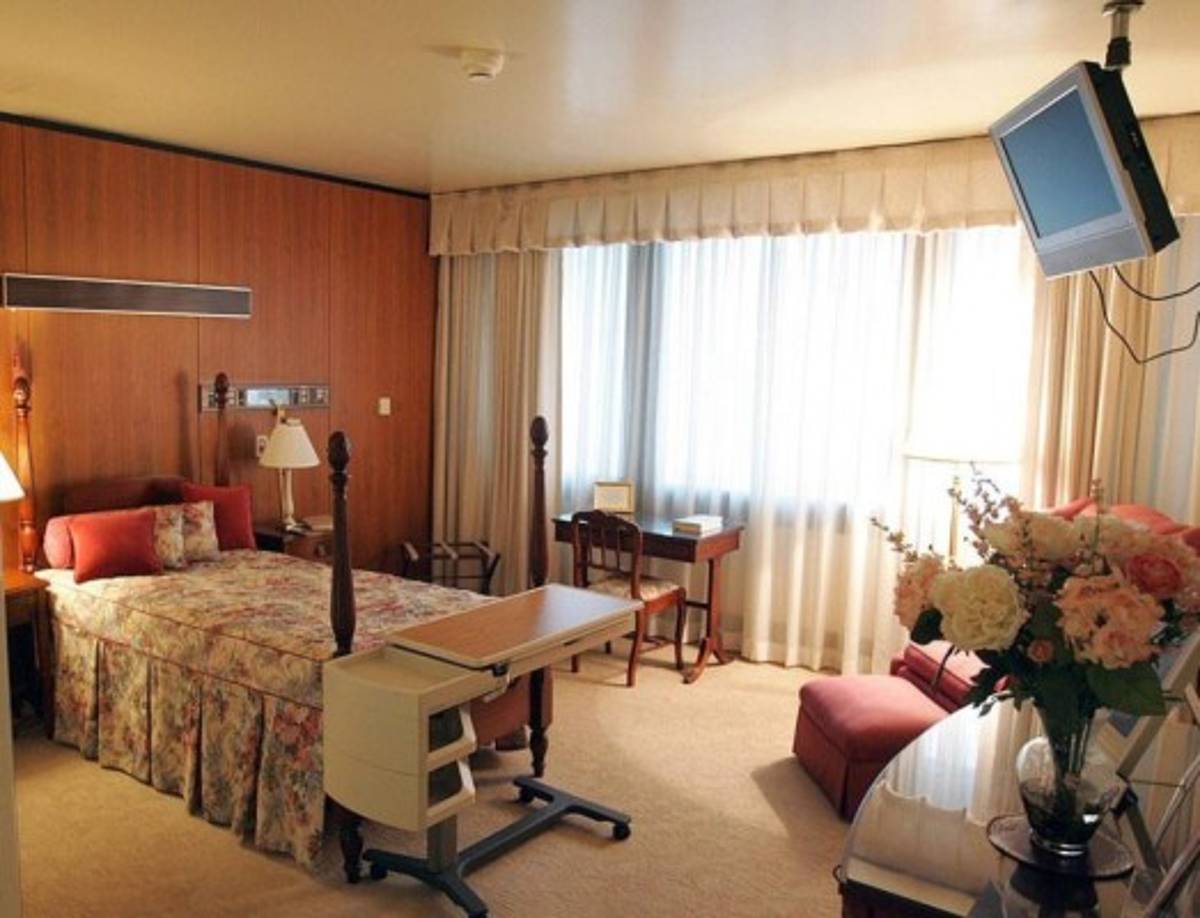 La suite también incluye una sala exclusiva para que el presidente pueda realizarse todos los exámenes necesarios durante su estadía en el hospital.