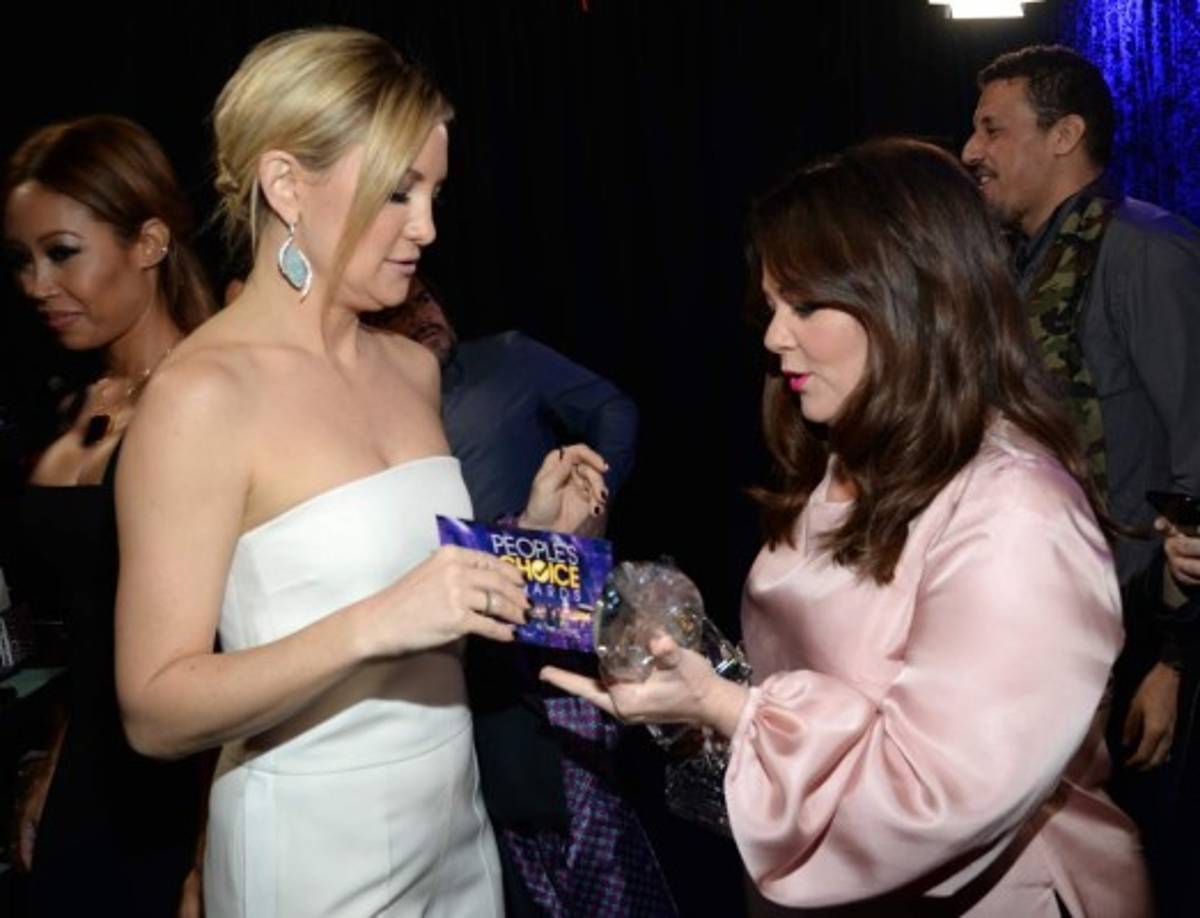 Melissa McCarthy junto a Kate Huson.