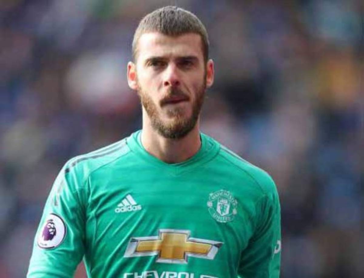 Bombazo. Según The Sun, David De Gea será nuevo jugador del PSG a partir de verano tras acordar un salario de 20 millones anuales con los parisinos, a menos que su actual club, el Manchester United, sea capaz de igualar o mejorar esa oferta. Cabe señalar que el español ha sido pretendido desde hace varios años por el Real Madrid.