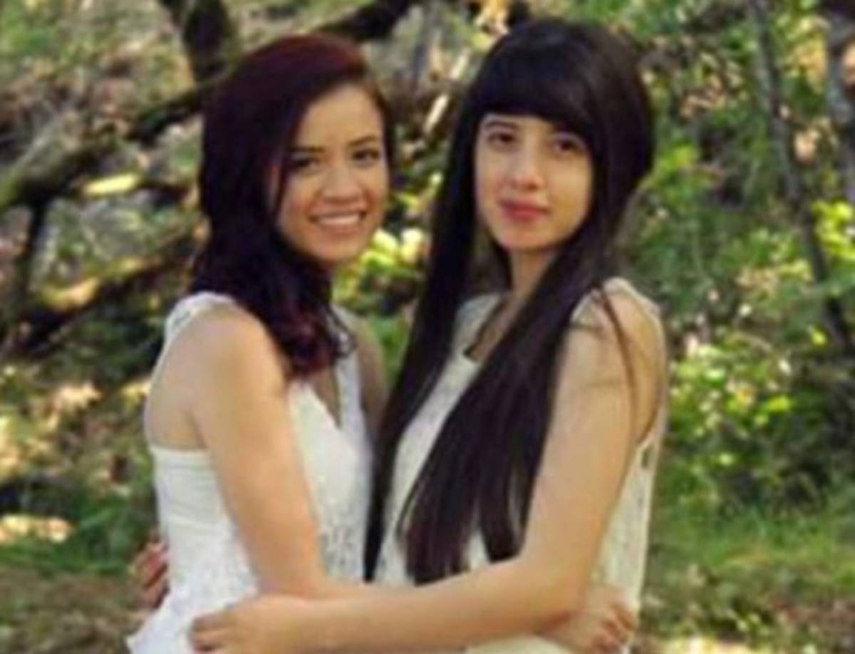 En 1985, filma la pelÃ­cula Fiebre de amor, junto al cantante Luis Miguel, aunado a esta pelÃ­cula en ese mismo aÃ±o saca al mercado su tercer producciÃ³n musical bajo el nombre de 'Fuego y ternura' del cual se desprende un sencillo con el mismo nombre de la producciÃ³n y el sencillo 'Siempre te seguirÃ©'.