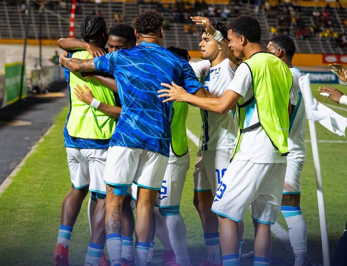 Keyrol se desahogó llorando, polémica contra Honduras y así fue el histórico triunfo en Jamaica