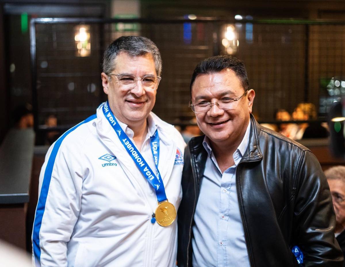 Cena íntima del Olimpia tras la 40, leyenda presente y un 'infiltrado'