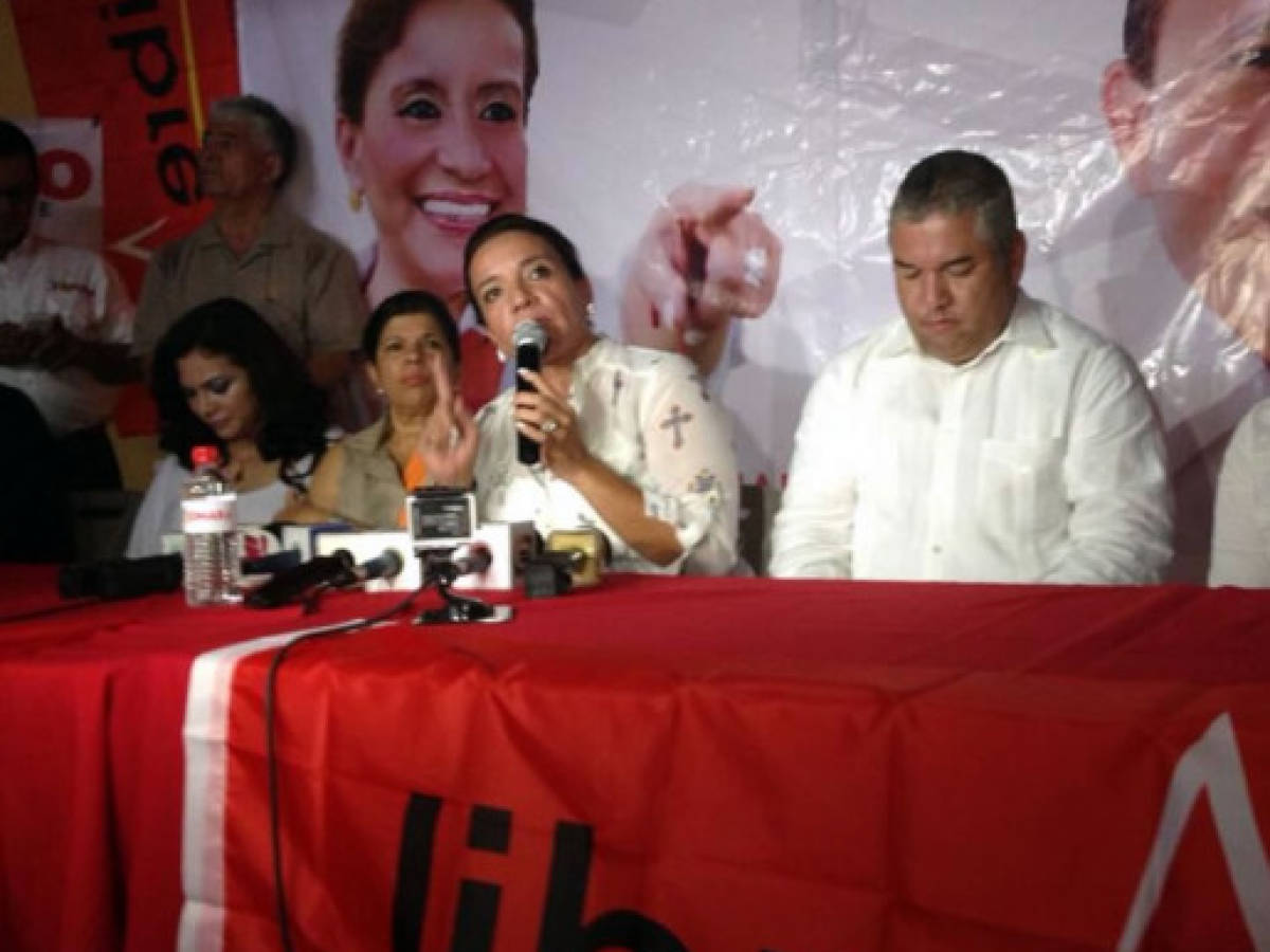 Honduras: Xiomara Zelaya denuncia campaña sucia