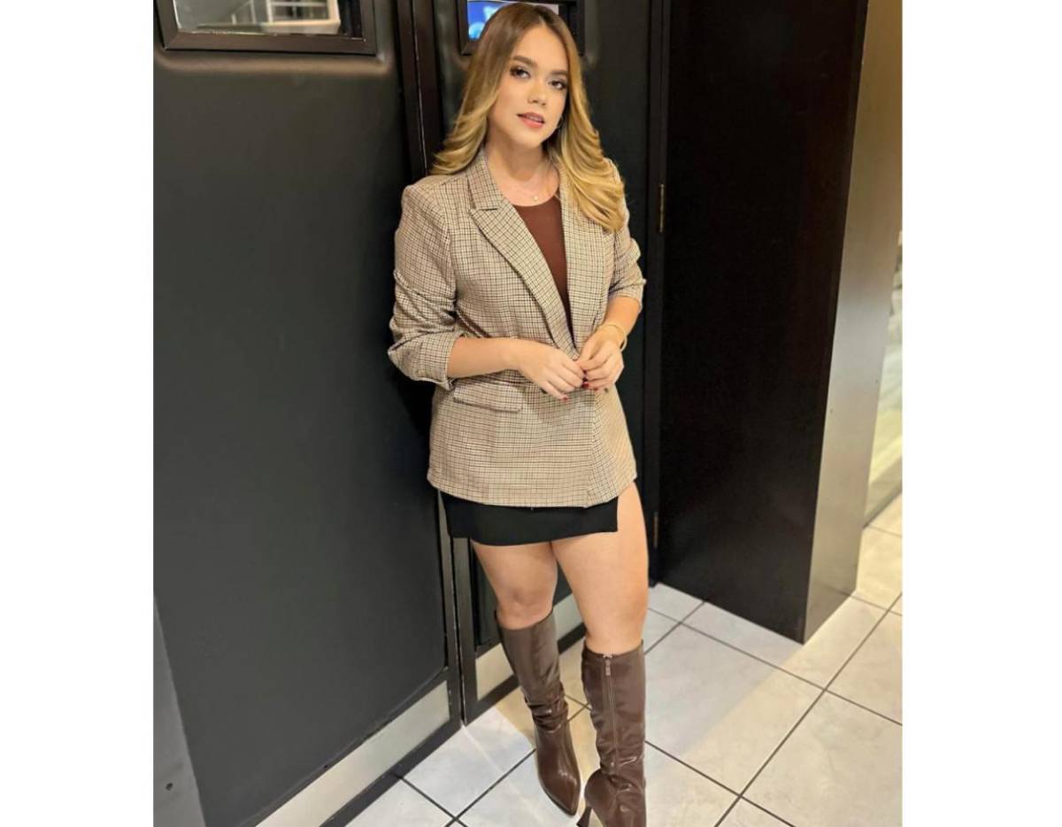 Lindas periodistas de Honduras y Costa Rica: Una se retiró y ella fue conquistada por jugador