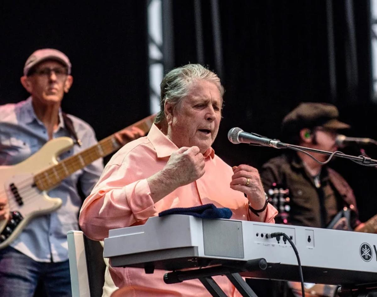 Música en silencio: los artistas que fallecieron en 2025