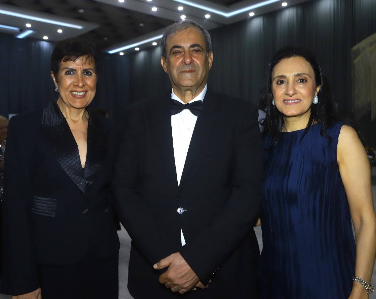 Fotos: 25 aniversario con difusión de arte, cultura y cooperación