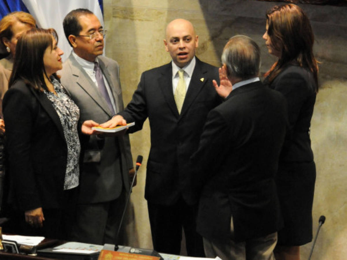 Congreso de Honduras elige a Óscar Chinchilla como Fiscal General