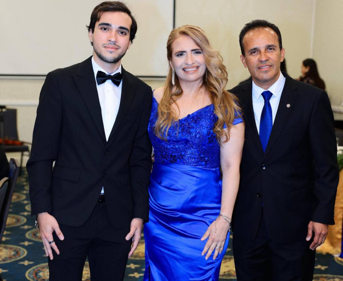 Carlos Ortega asume la presidencia del Usula Rotary Club en emotiva ceremonia