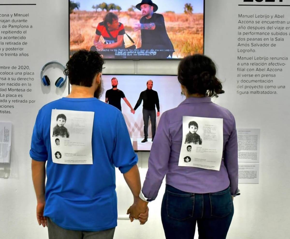 Artista español expone en Honduras su obra 'Abel Azcona. Diarios 1988-2025'