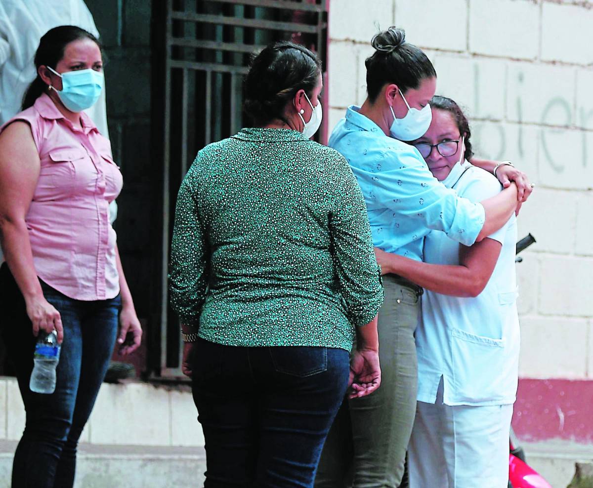 Hondureño muere de un paro en espera a ser operado