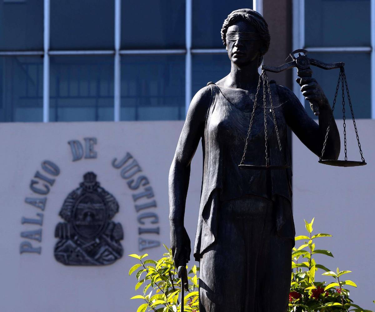 Suspenden audiencia de “Narcopolítica II” por falta de jueces