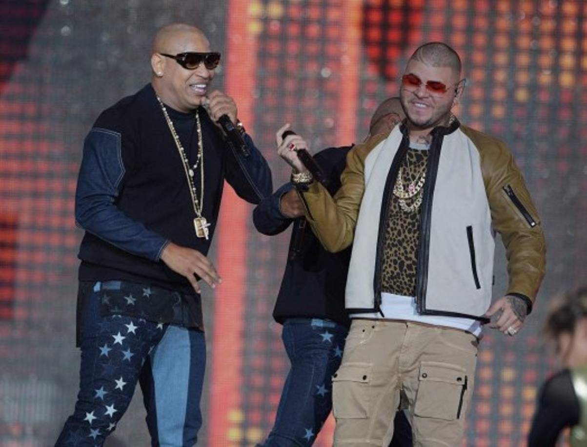 Los chicos de Gente de Zona con Farruko.