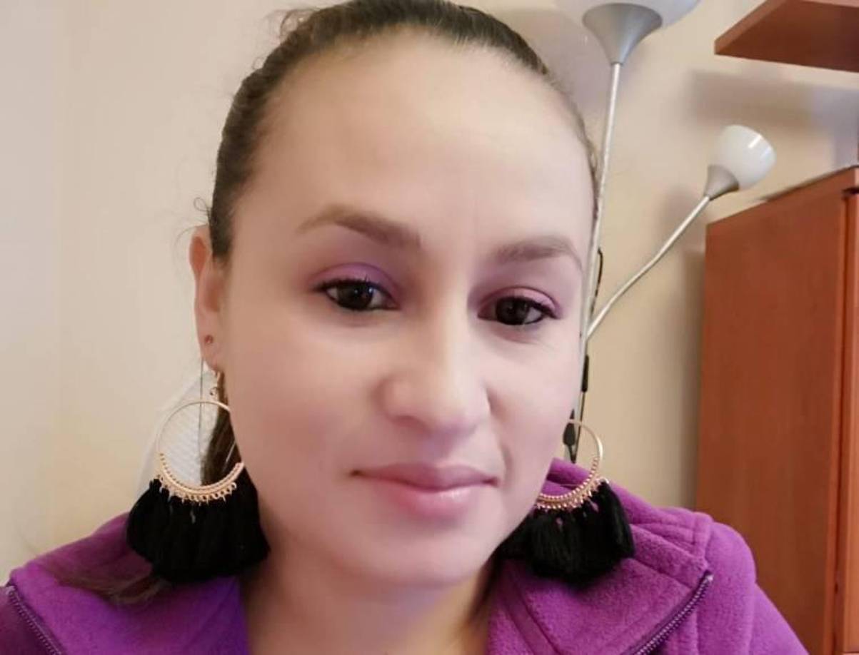 Dentro de la casa, la escena era dantesca, el cuerpo ensangrentado de Vanessa quedó tirado en el piso. 